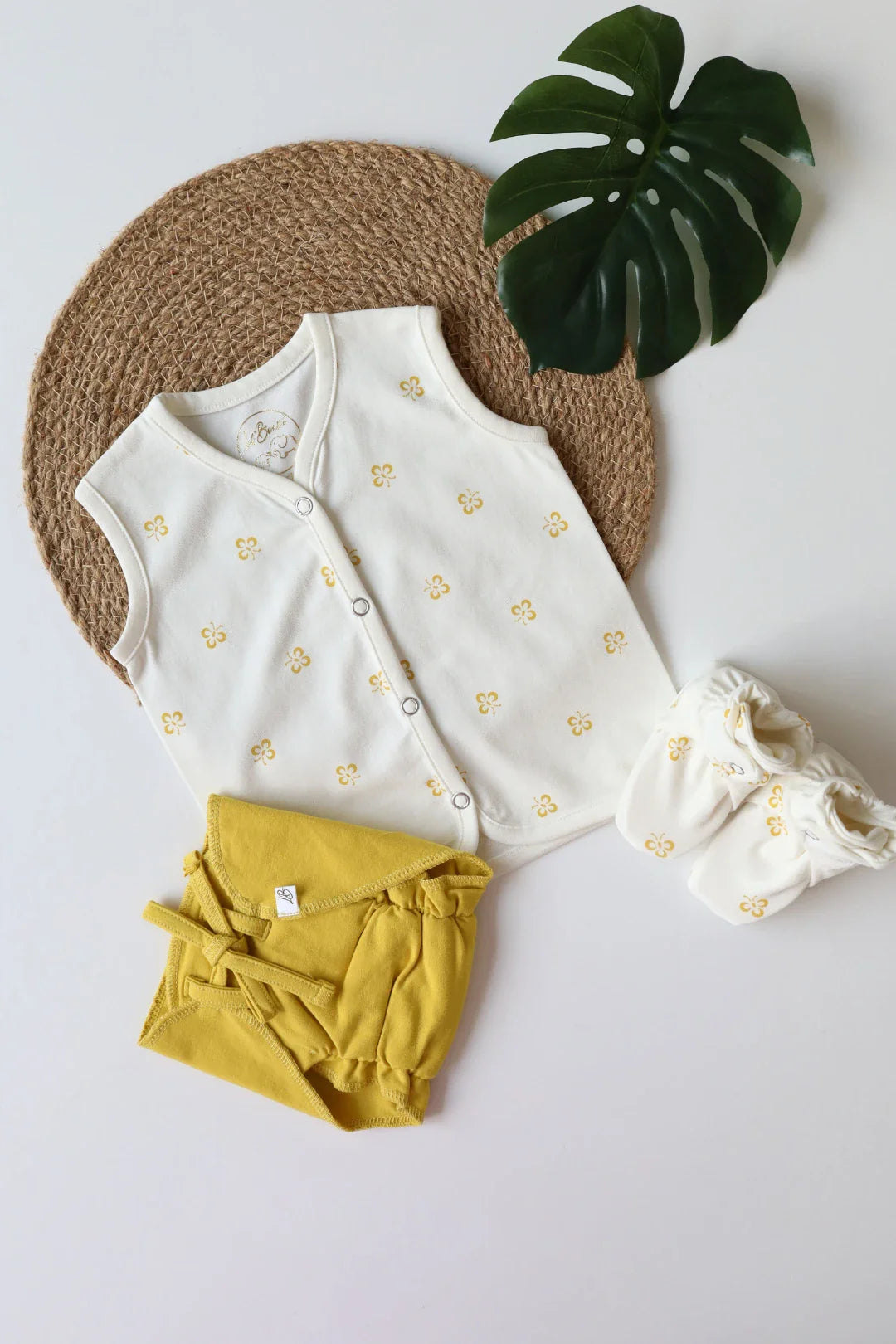 Amber Glow-Newborn Clothes Set
