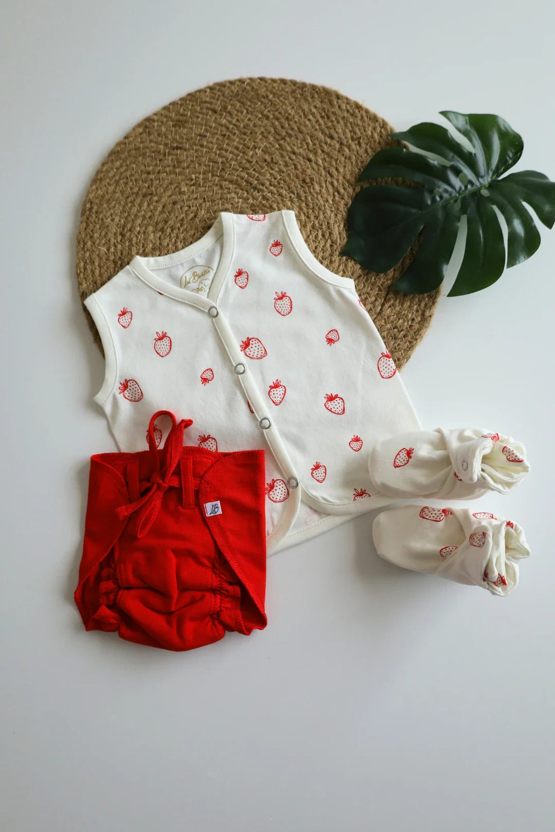 Berry-Newborn-Clothes-Set