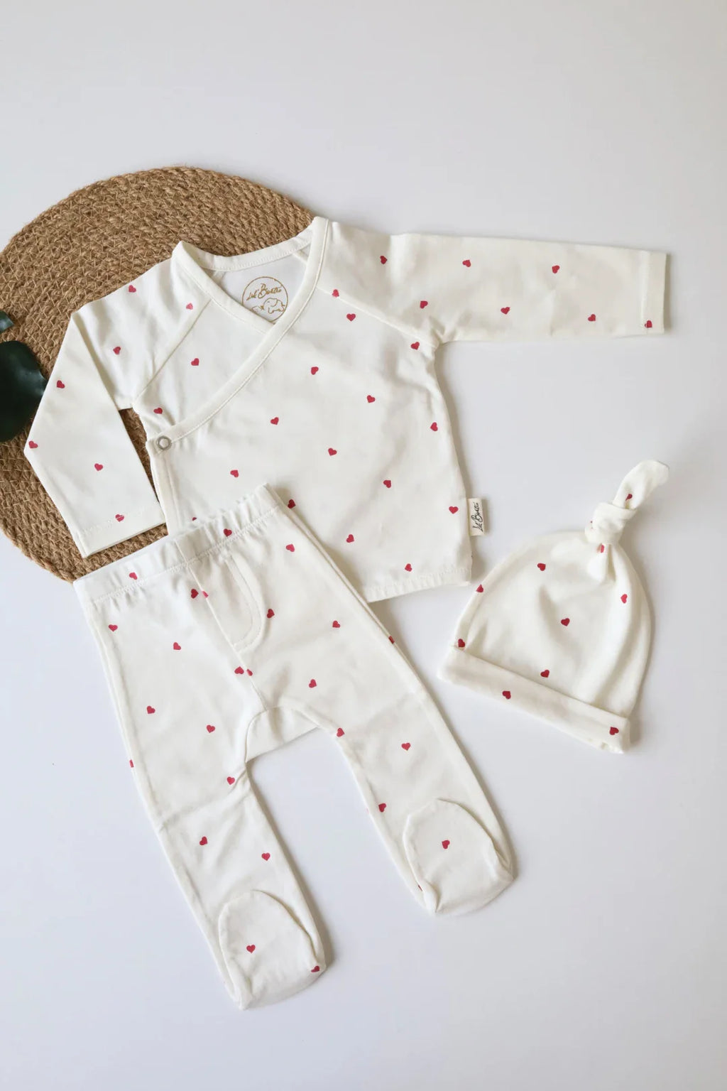 Love-Newborn Clothes Set