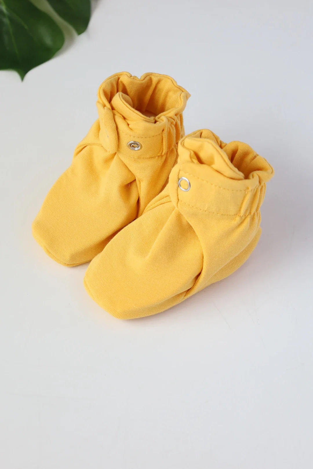 Snug'52-Baby Booties