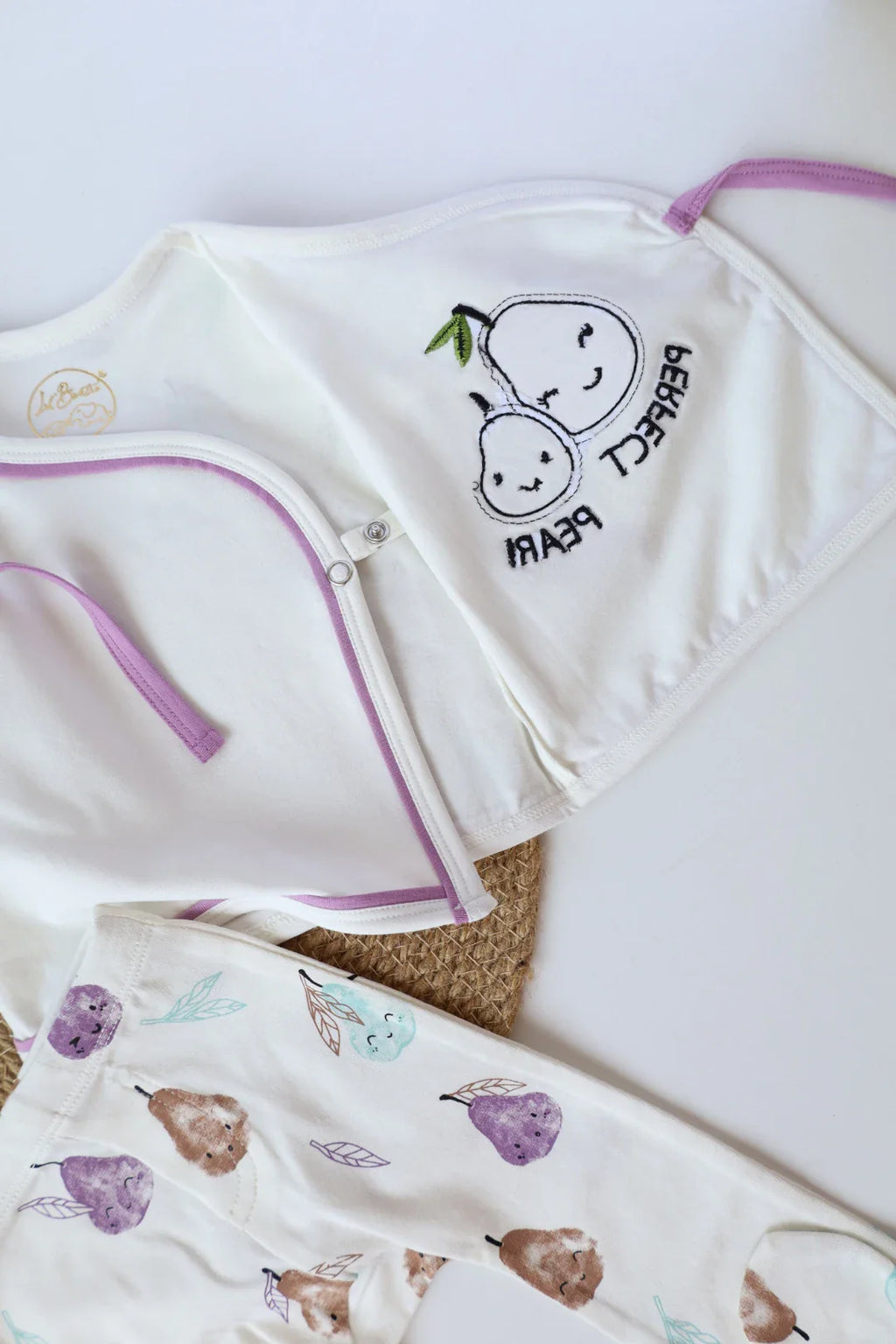 Perfect Pear-Newborn Clothes Set
