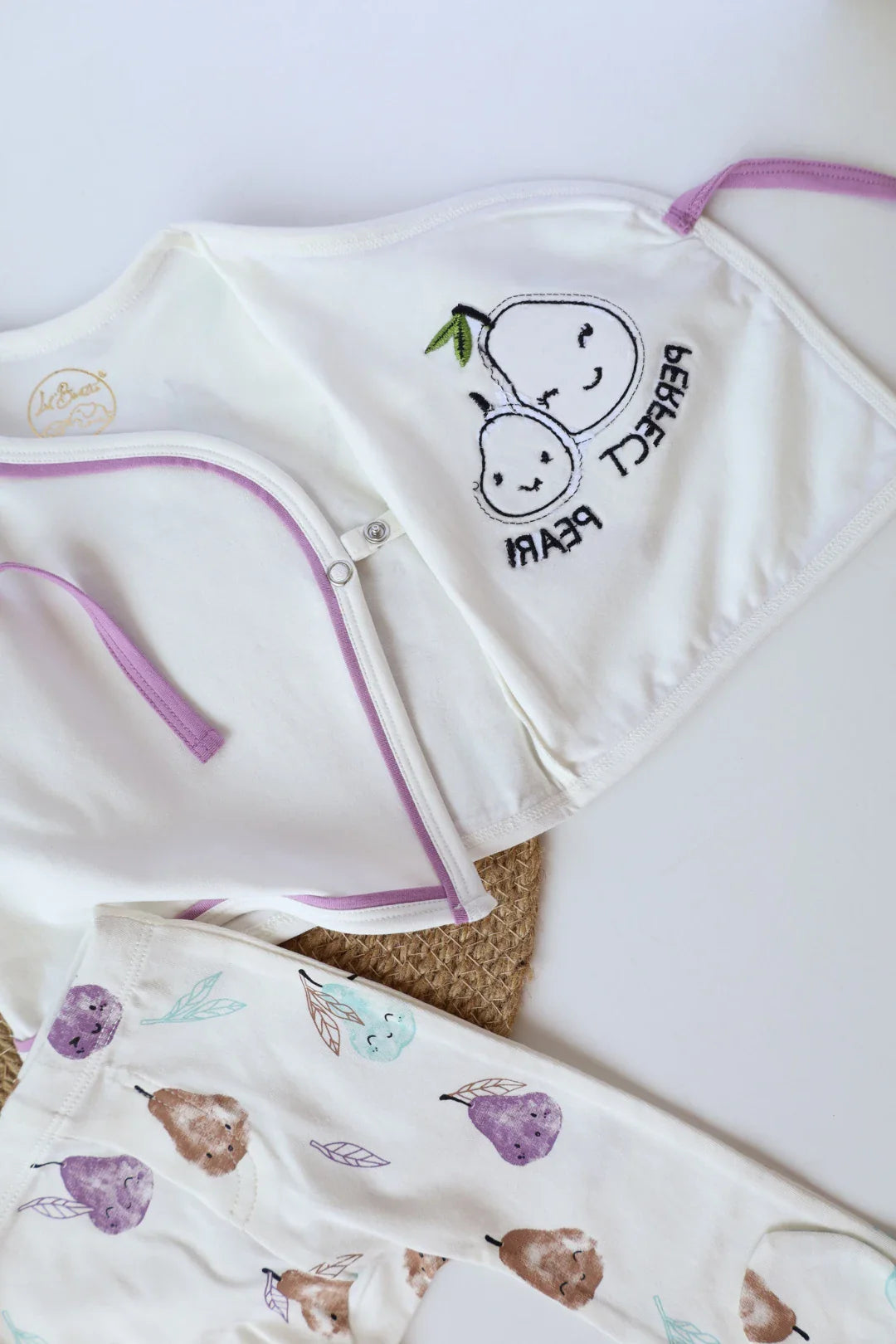 Perfect Pear-Newborn Clothes Set