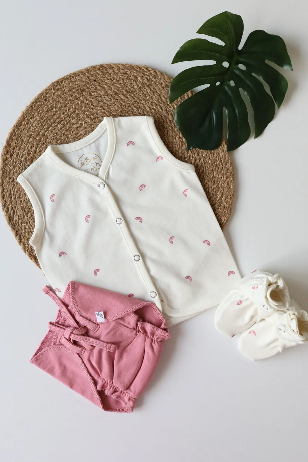 Rosy Arc-Newborn Clothes Set