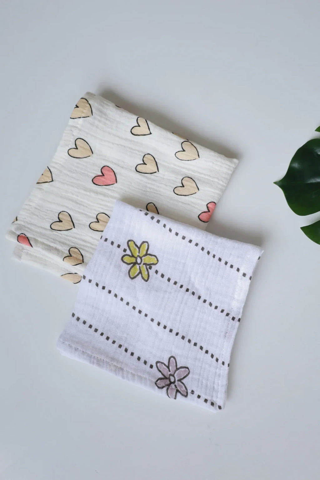 Rosy-Daisy-Muslin Baby Wipes-Pack of 2