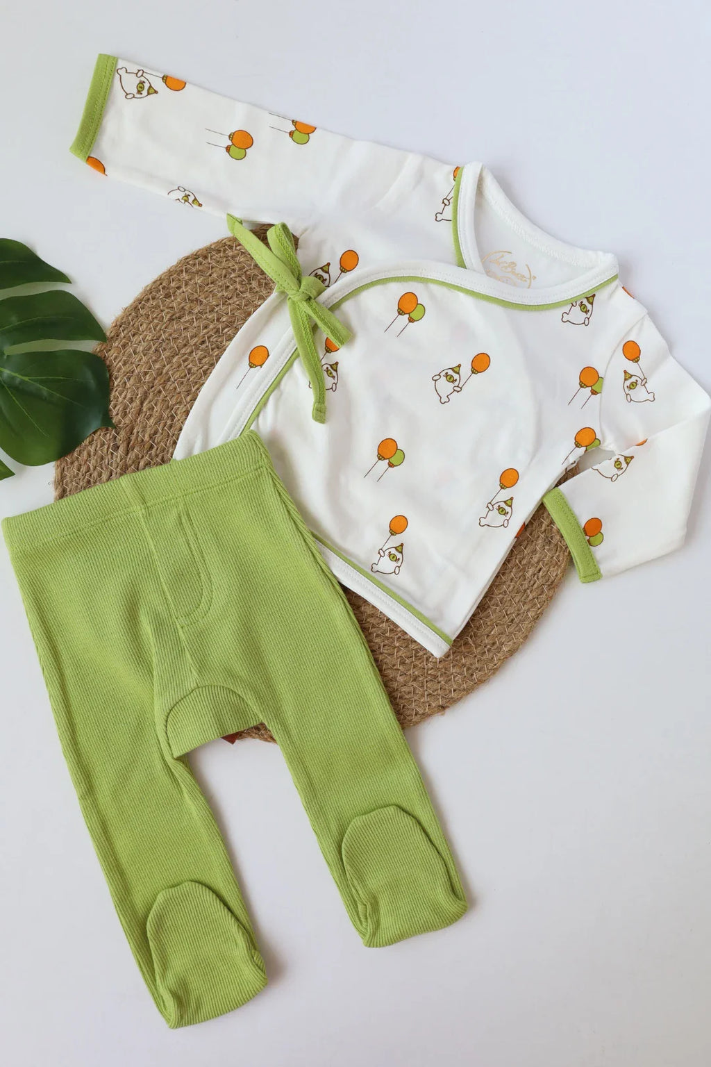Seal Pop-Newborn Clothes Set