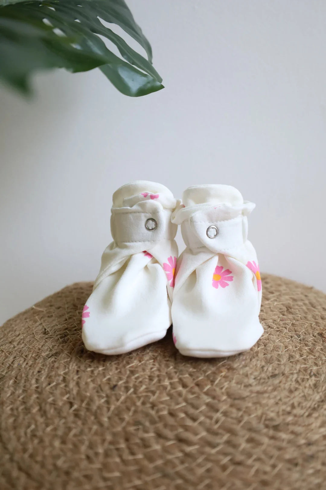 Snug'2-Baby Booties