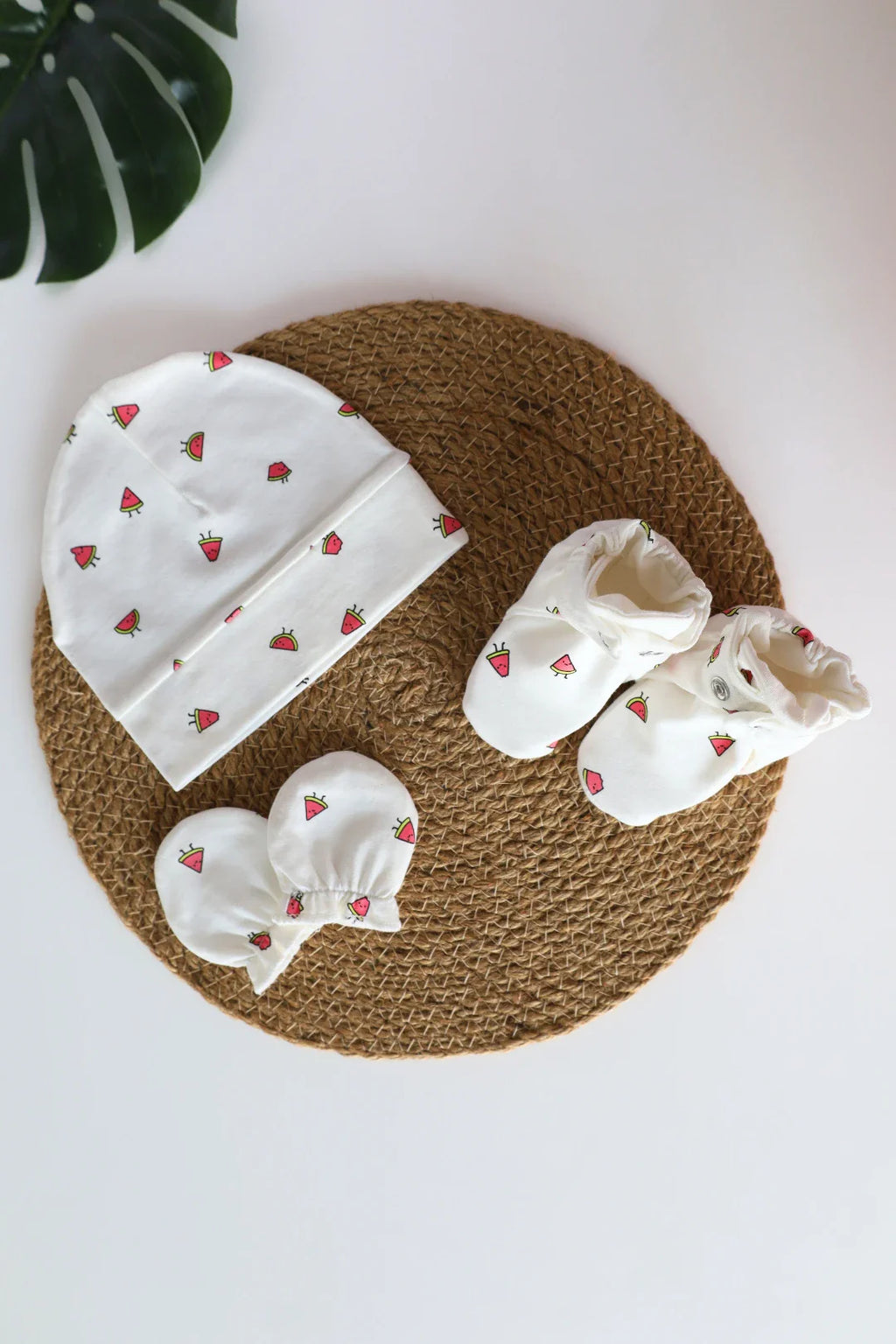 Trio Melon-Accessory Combo