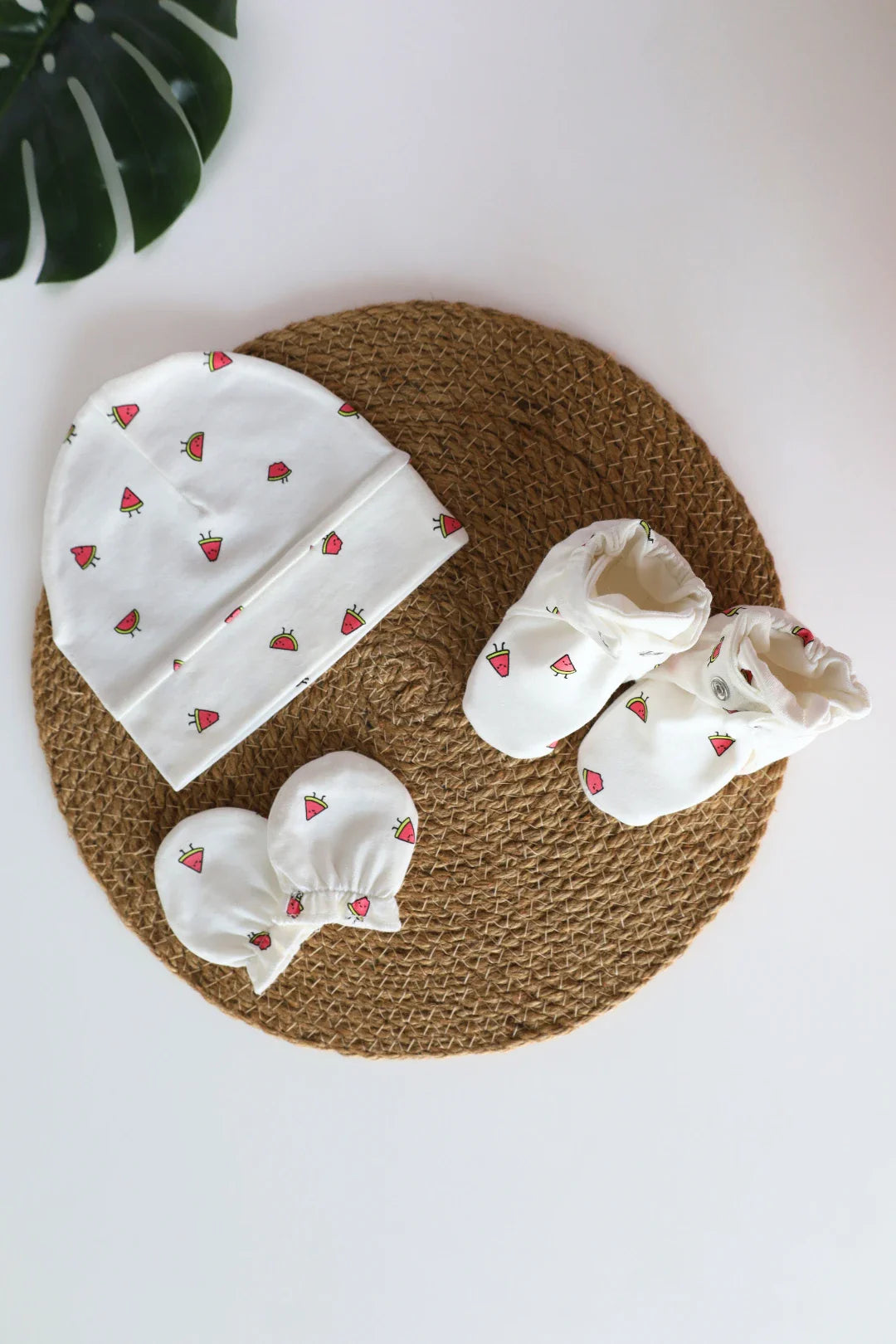 Trio Melon-Accessory Combo