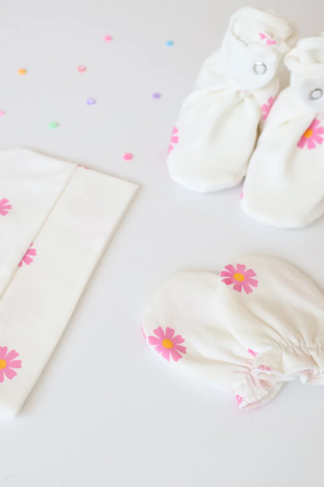 Trio Daisy-Accessory Combo