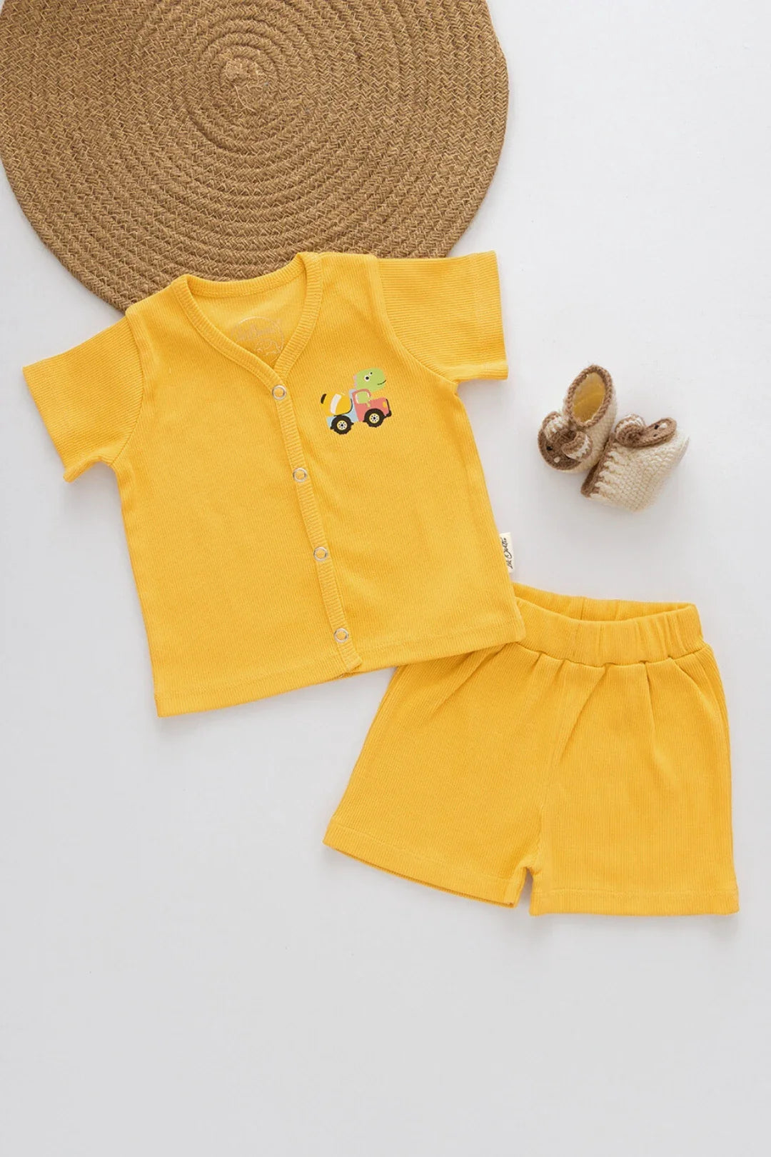 Wheely Joy-RibKnit-Newborn Jabla and Shorts