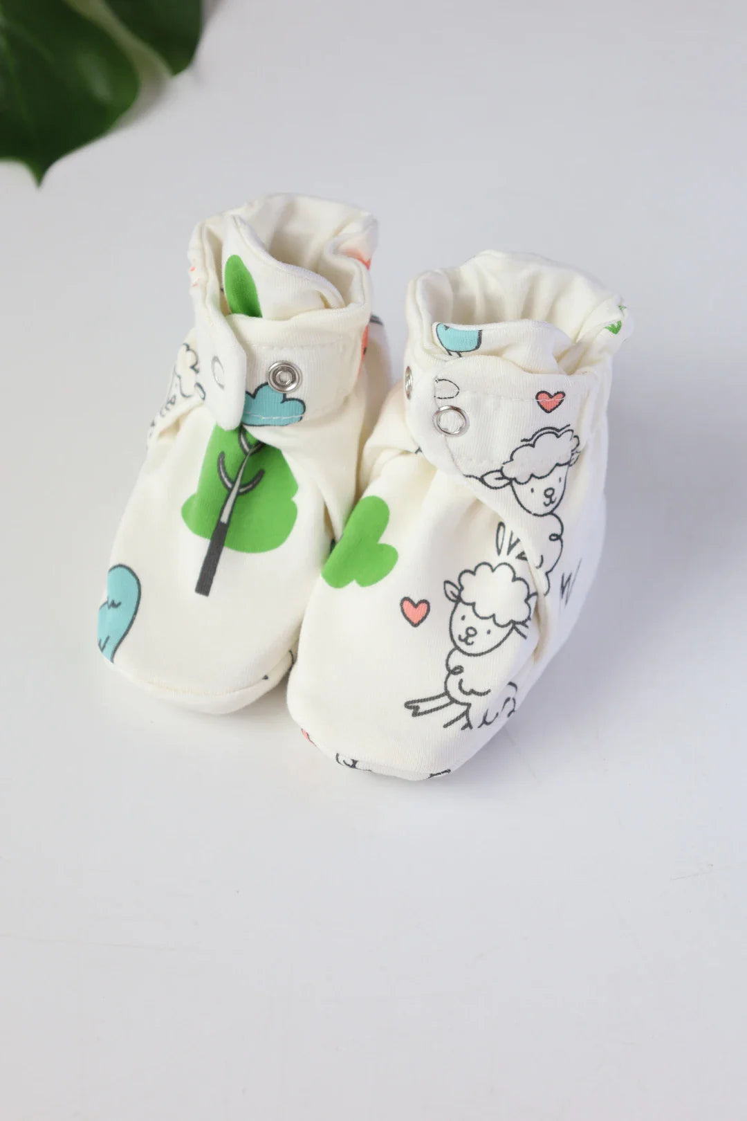 Snug'32-Baby Booties