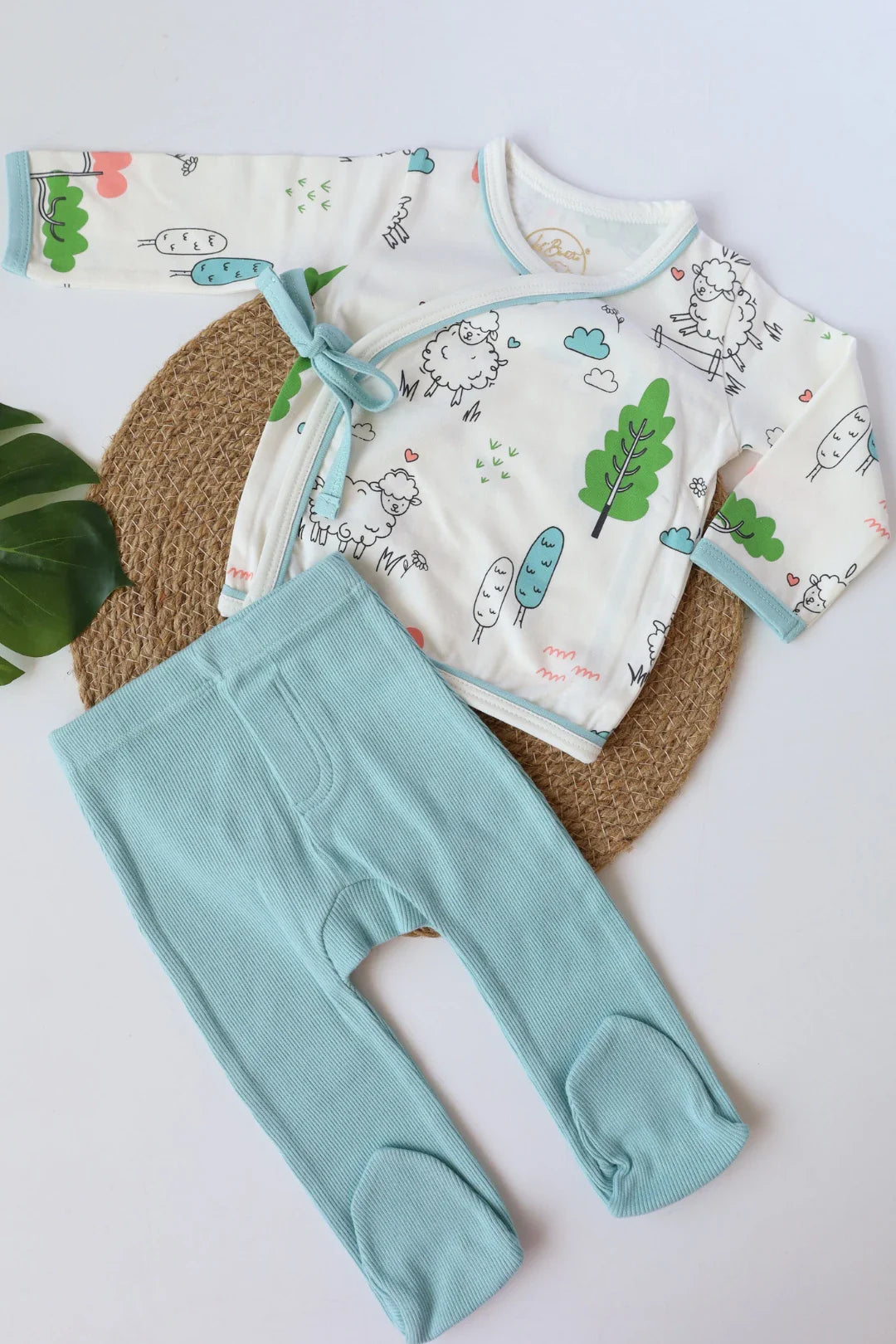 Woolly Woods-Newborn Clothes Set